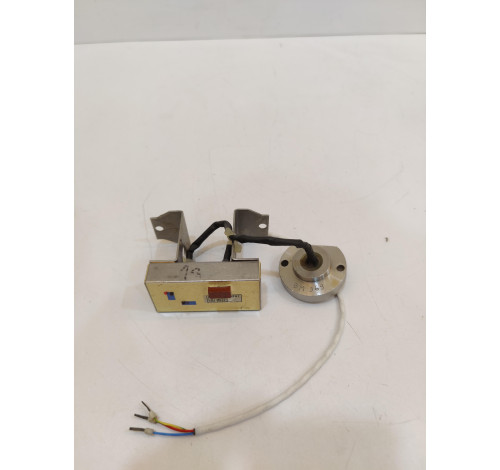 ESTERLINE AUXITROL T901P PRESSURE TRANSMITTER P/N M13737